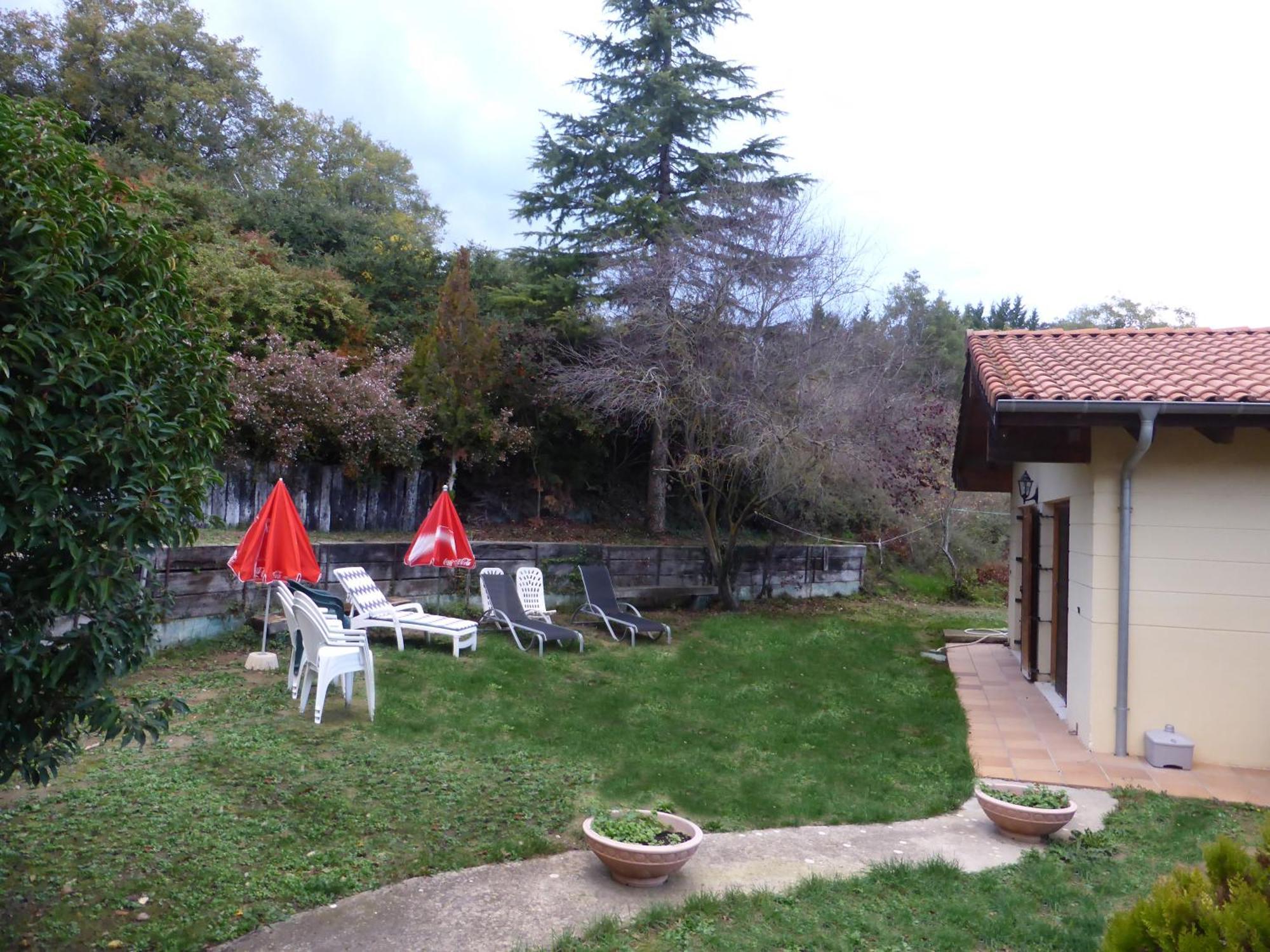 Una casa con vistas en Pobes Exterior foto